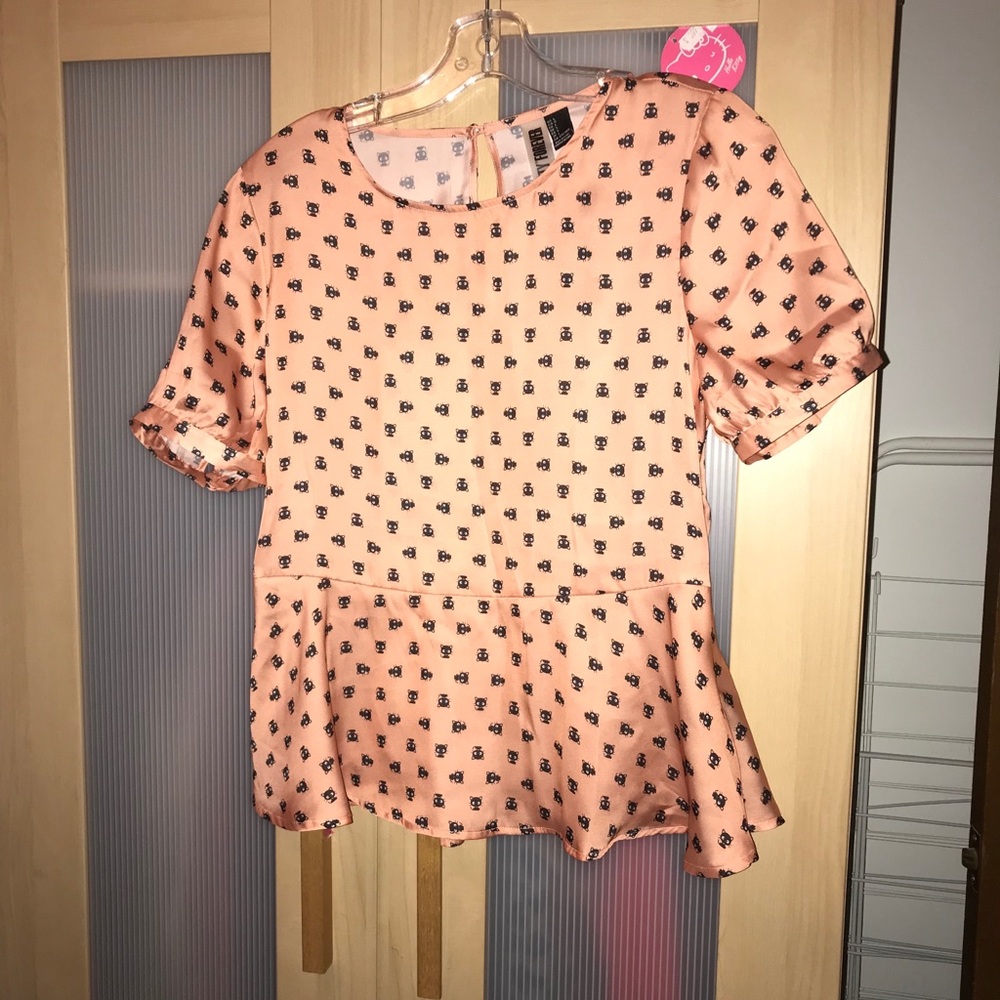 Rare Special Edition H&M Peach Satin Chococat Peplum Blouse With Puffed Sleeves